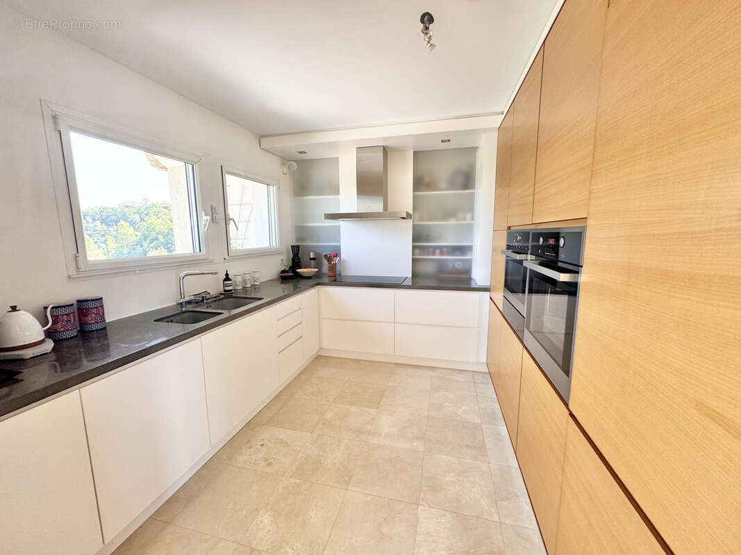 Maison à PEYMEINADE