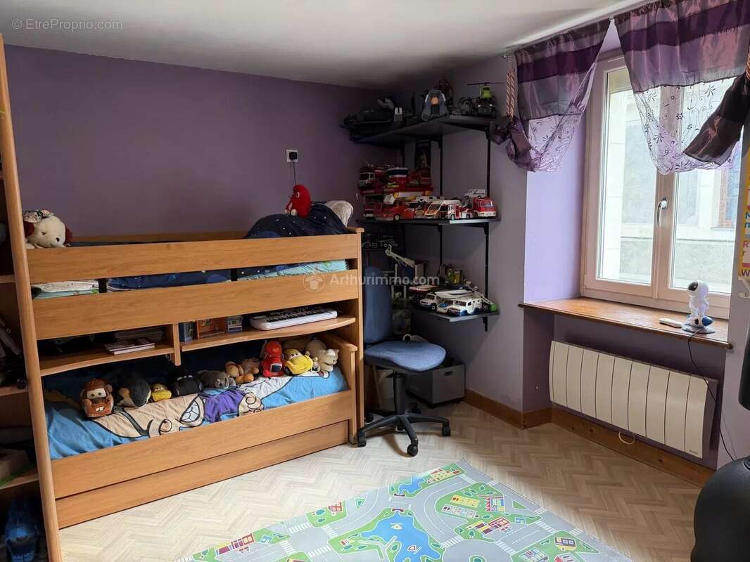 Maison à COURDEMANCHE