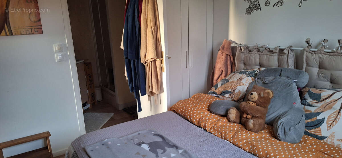 Appartement à SARTROUVILLE