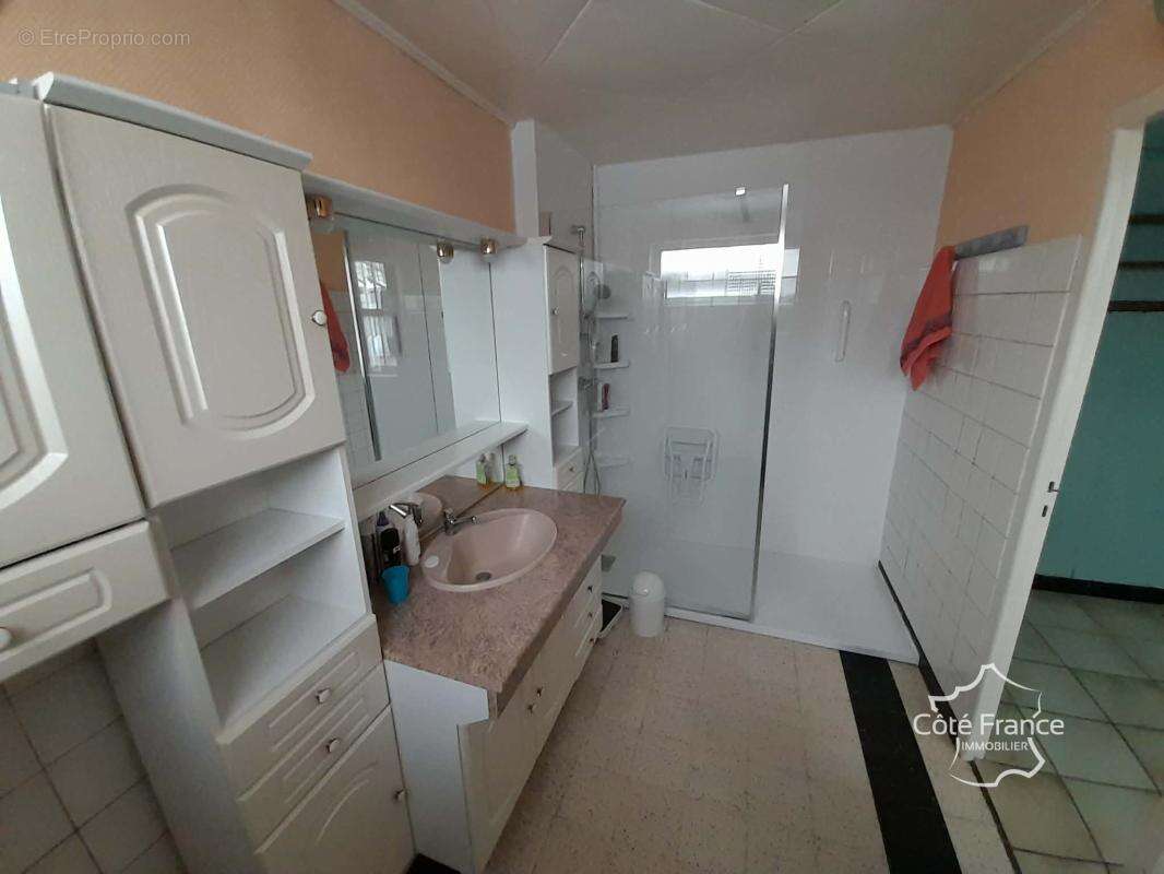 Maison à OHAIN