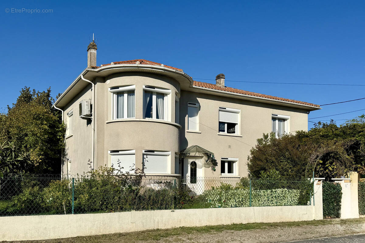 Maison à VILLENEUVE-SUR-LOT