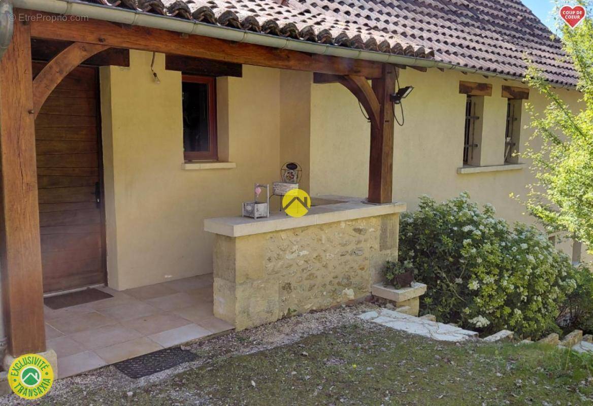 Maison à SAINTE-ALVERE