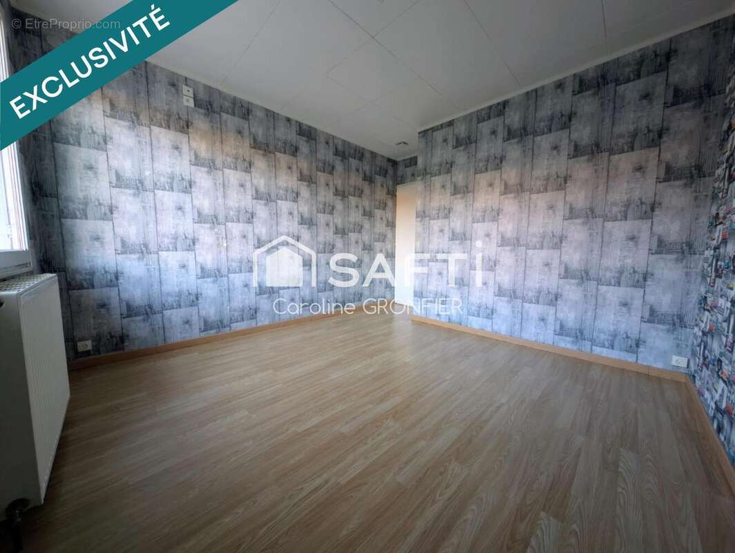 Photo 7 - Maison à PALINGES