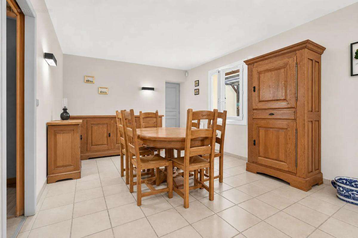 Maison à ORGON