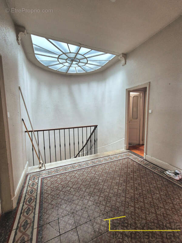Maison à MONTELIMAR