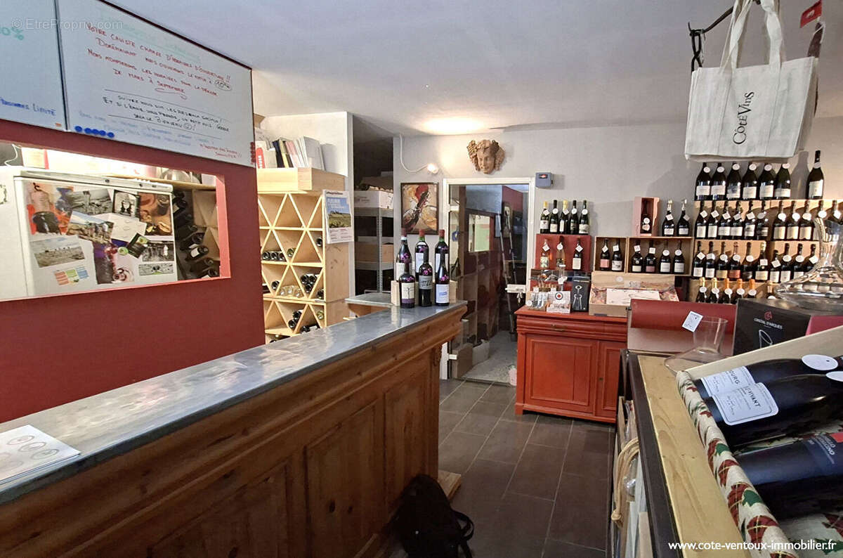 Commerce à VILLENEUVE-LES-AVIGNON