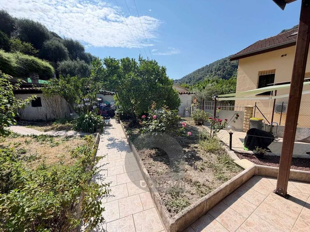 Maison à GORBIO