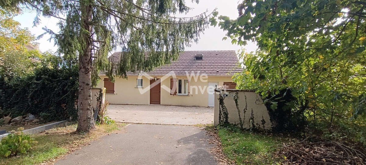 Maison à BAILLY-ROMAINVILLIERS