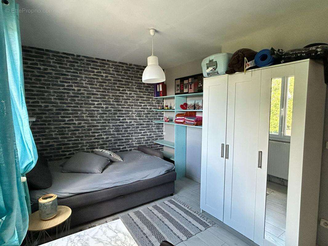 Maison à CHARS