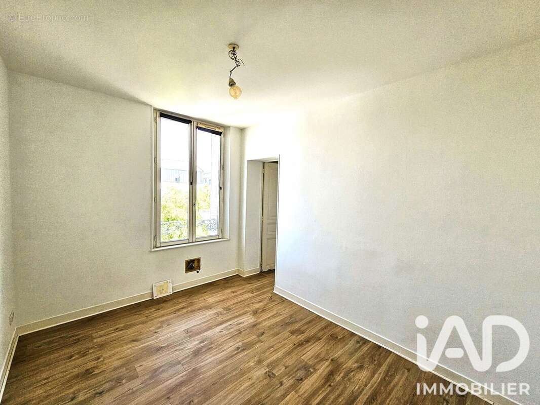 Photo 8 - Appartement à CHATEAU-THIERRY
