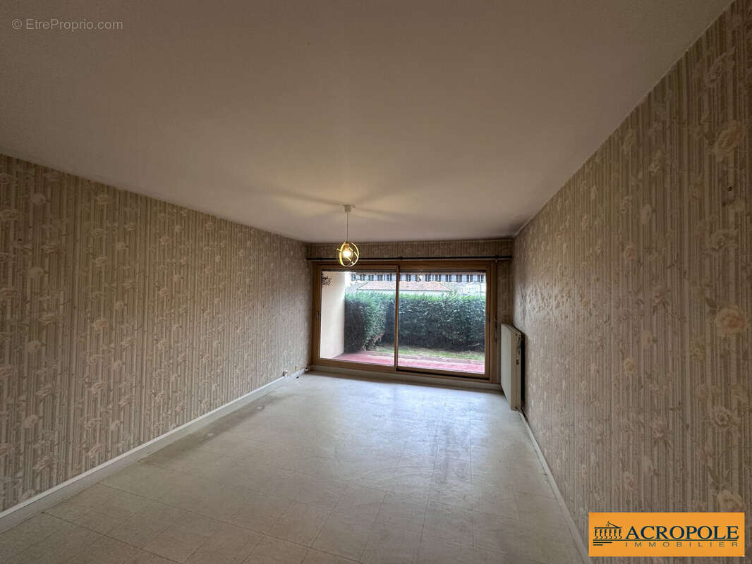 Appartement 74 m² à Gien  - photo 2