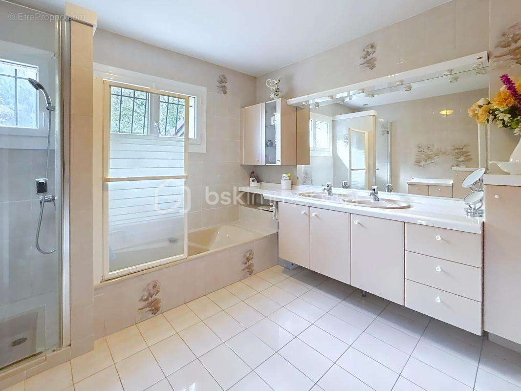 Maison individuelle 135 m² avec piscine – Villard-Bonnot - photo 12