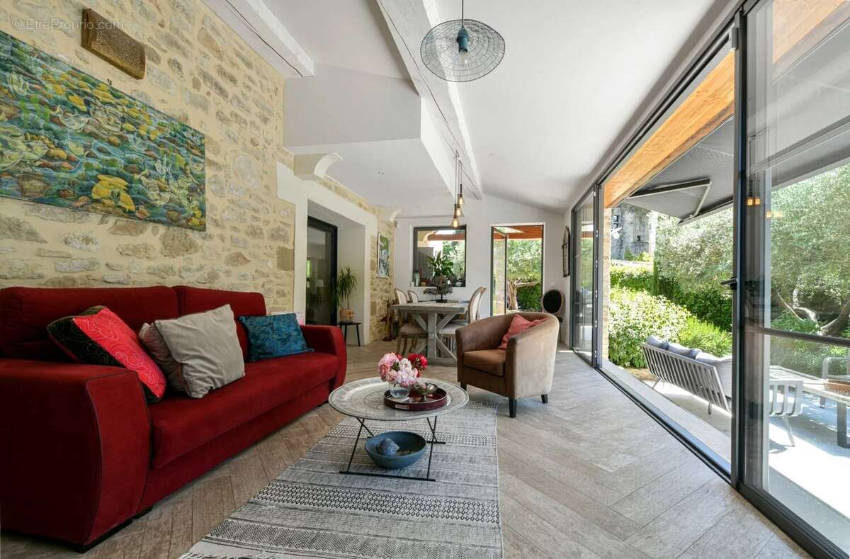Maison à UZES