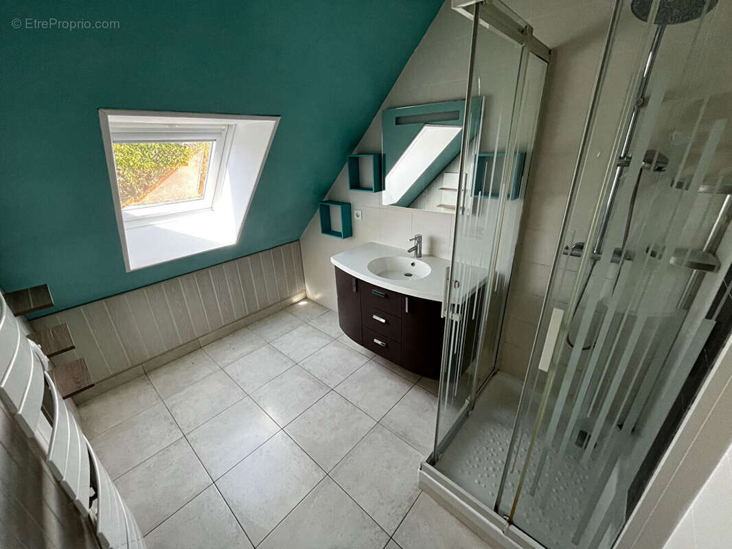 Angers proche CHU - Maison 94m2 - 5 pièces - terrain 317m2 - photo 8