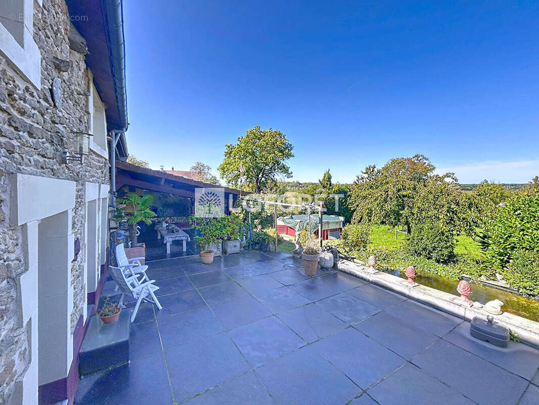 Maison à BOULT-AUX-BOIS