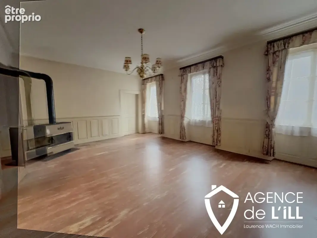 Ancienne maison bourgeoise de 215 m2 à Saasenheim sur 19 ares de terrain - photo 7