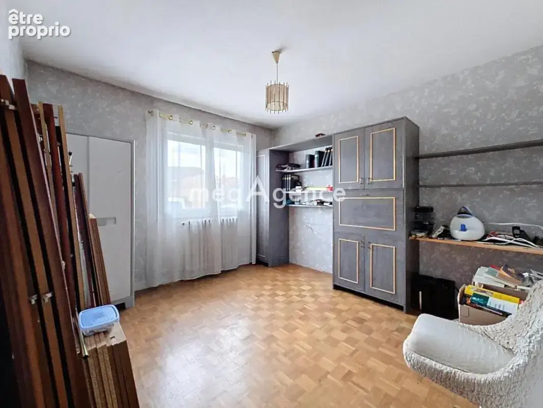 Maison 5 chambres sur sous-sol - photo 9
