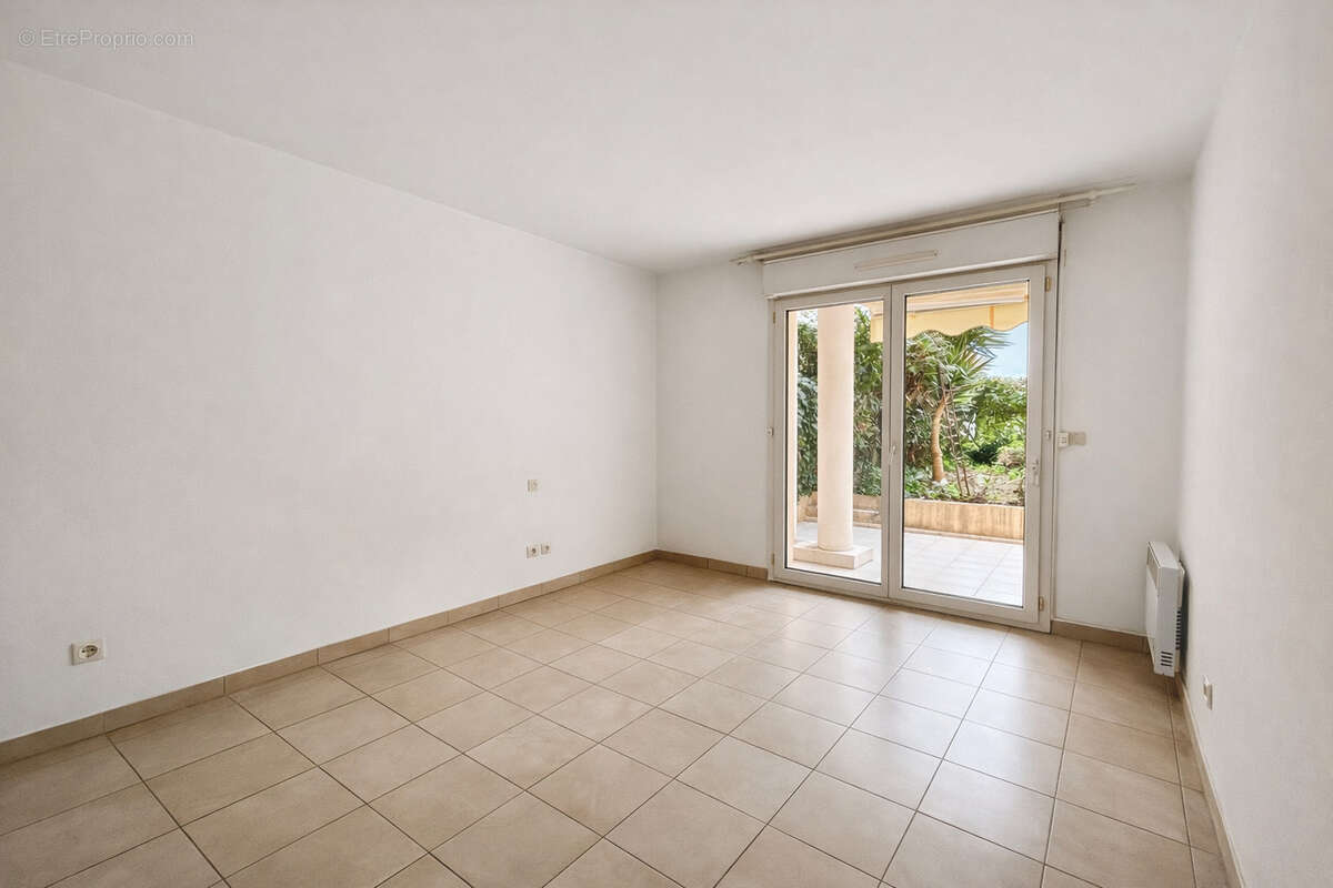 Appartement à LE CANNET