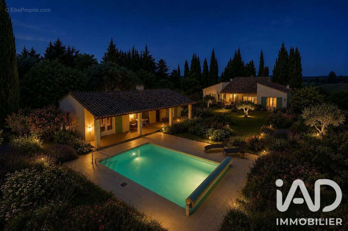 Maison 188 m² à Fontvieille  - photo 3