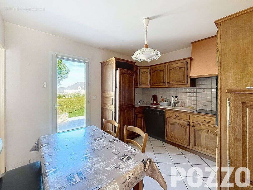A vendre Maison individuelle de plain-pied dans bourg de Théreval 4 pièce(s) 85.20 m2 - photo 5