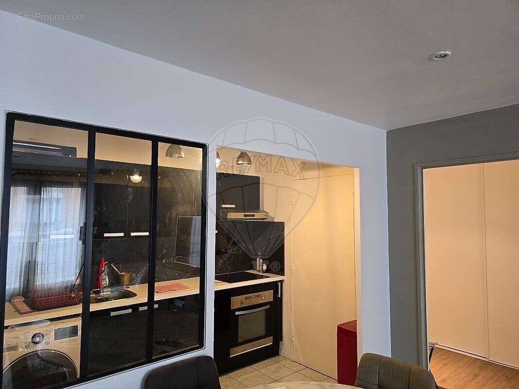 Appartement à LEVALLOIS-PERRET
