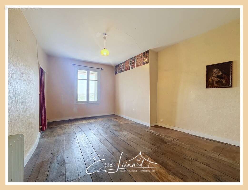 Maison à vendre 8 pièces SAINT MAIXENT L'ECOLE (79) - photo 17