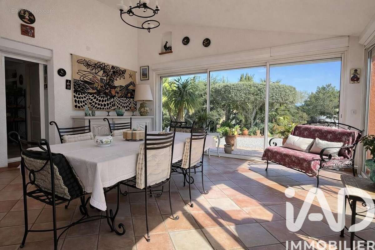 Maison 159 m² à Pia  - photo 9