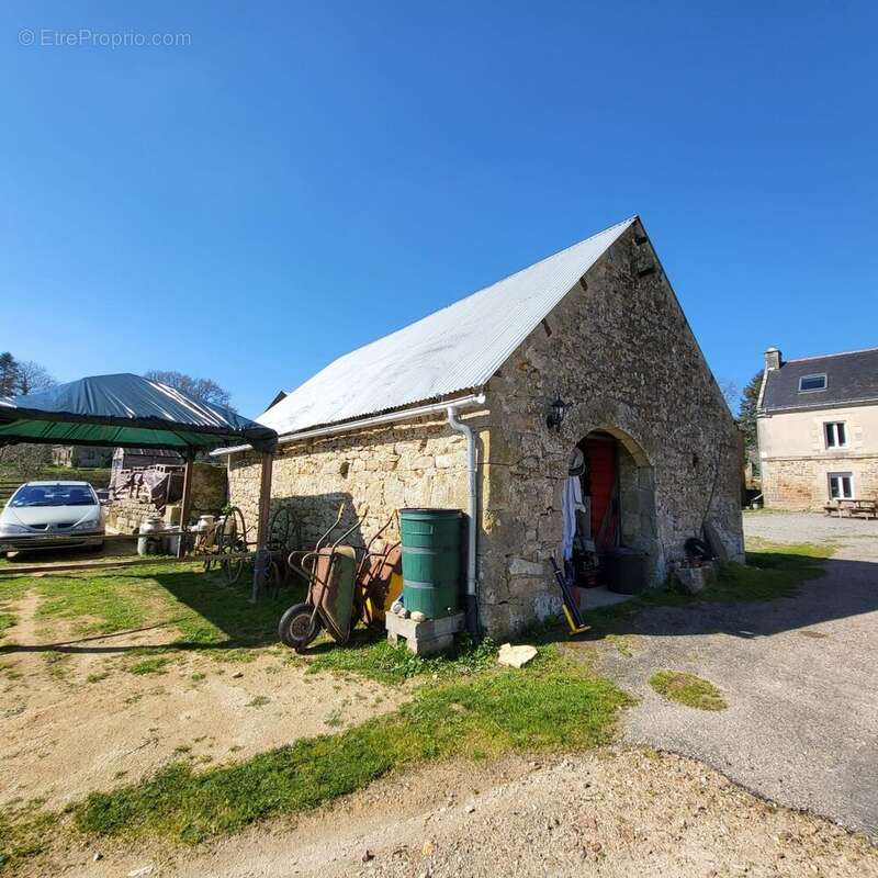 Maison à GUERN
