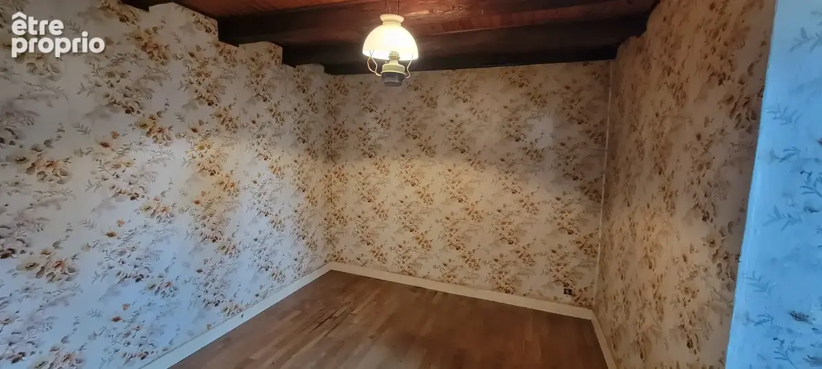 Maison de caractère avec jardinet et dépendance   Cœur de Beynat - photo 8