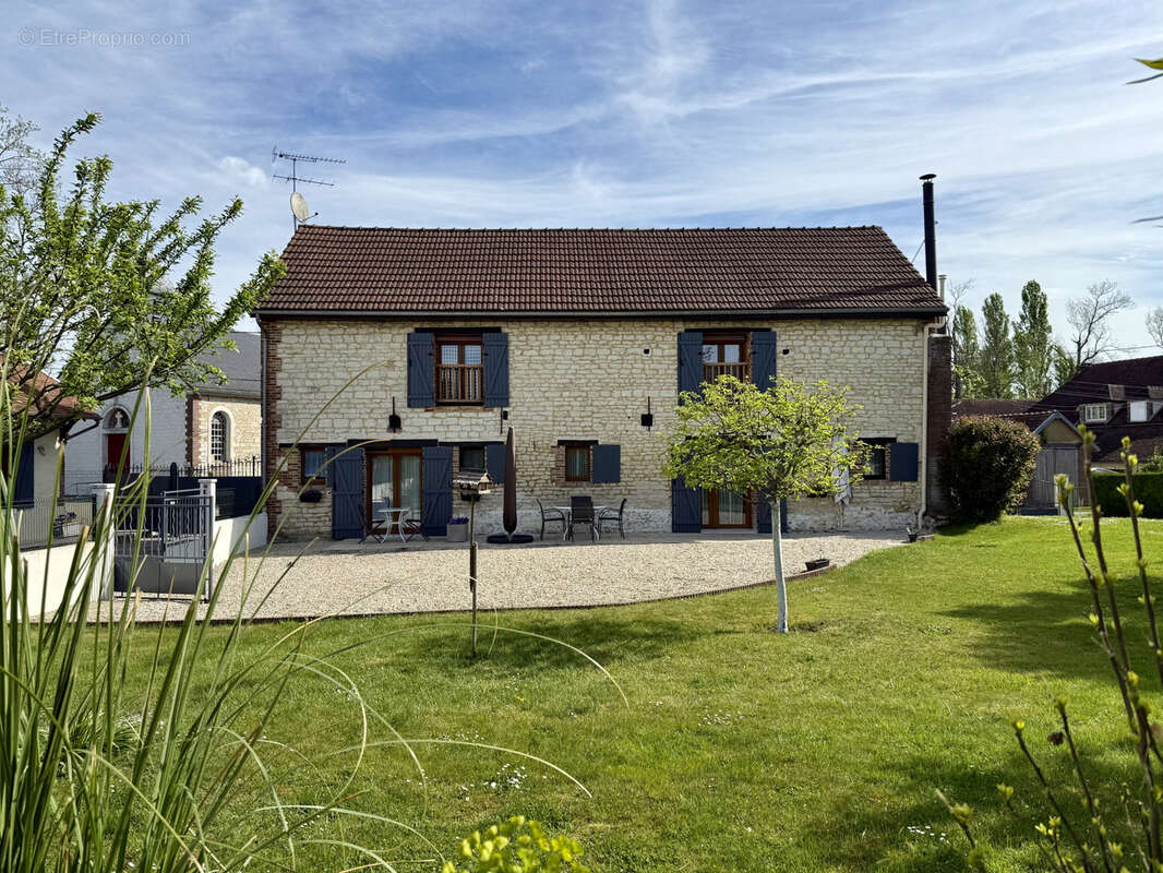 Maison à AUXON