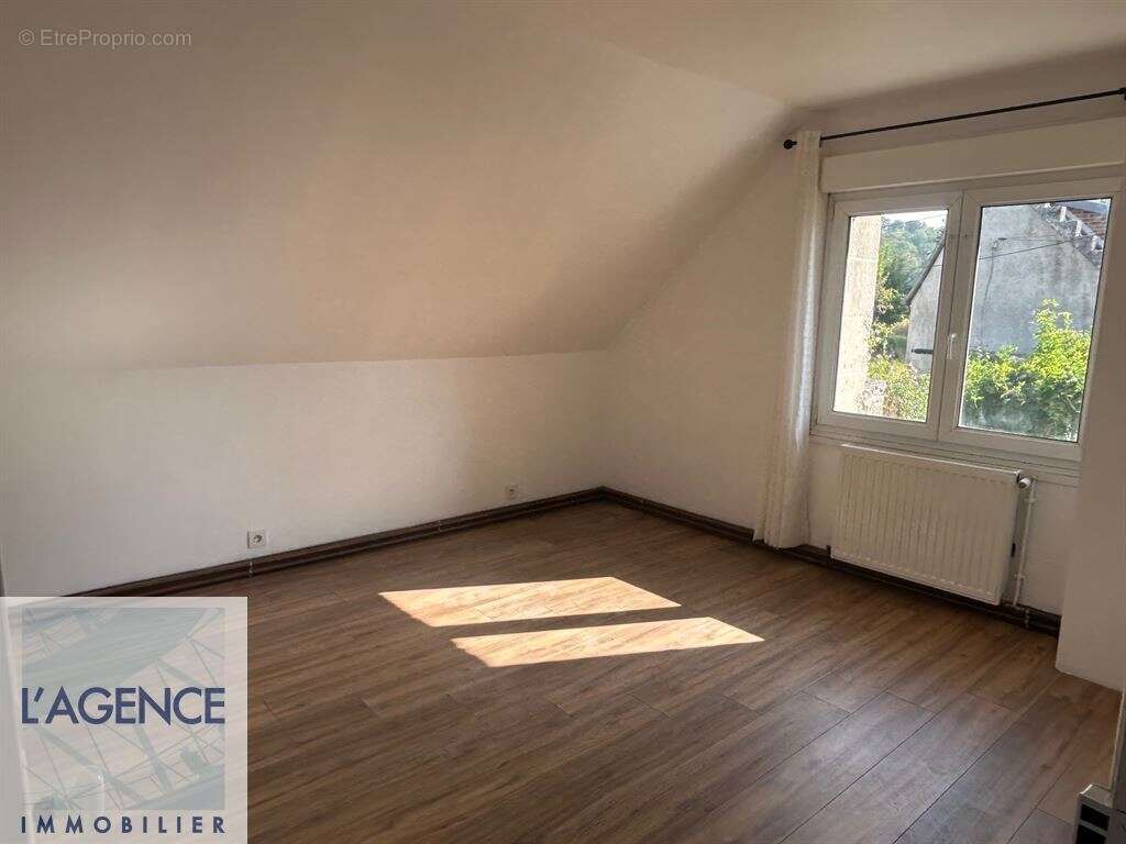 Maison 94 m² à Braine  - photo 4