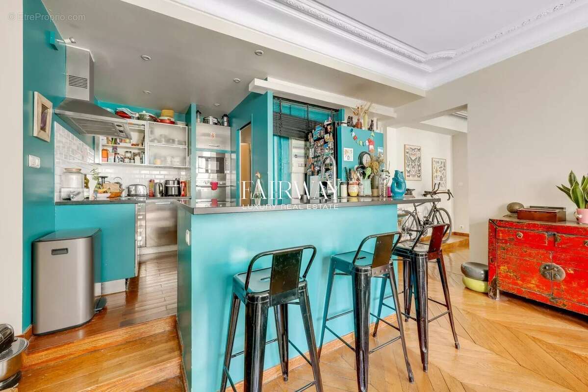 Appartement à PARIS-8E