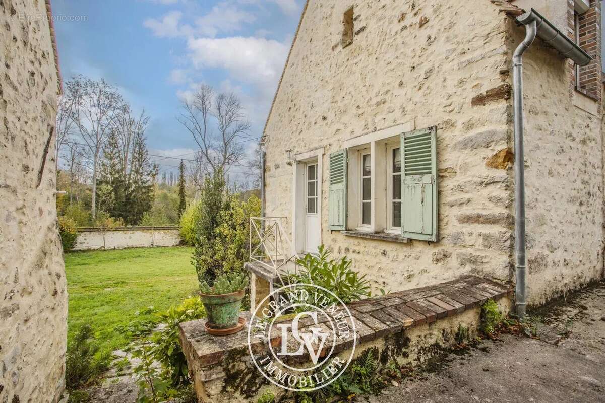 Maison à MORET-SUR-LOING