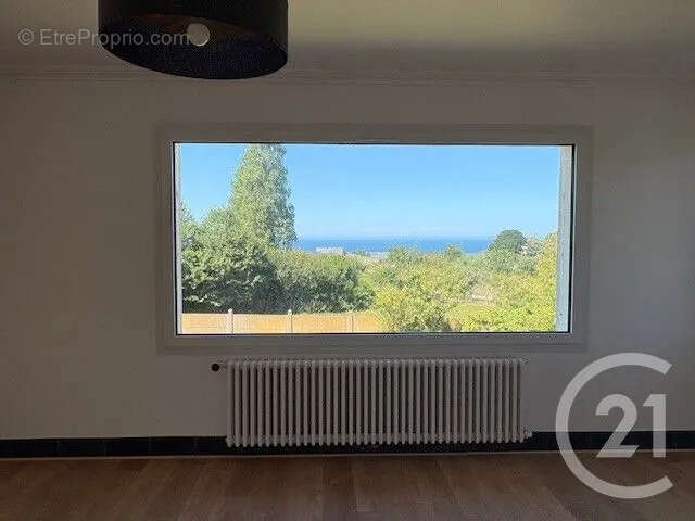 Maison 150 m² à Trelevern  - photo 3