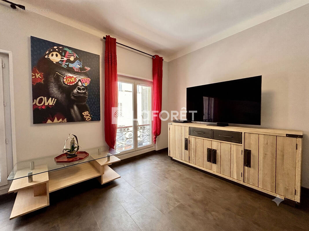 Appartement à MARSEILLE-2E