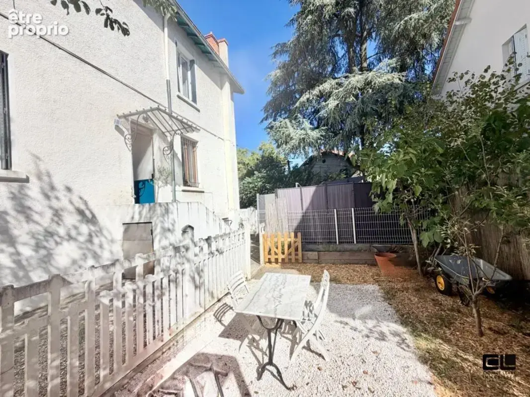 A proximite du point du jour et lycee branly  duplex atypique avec jardin privatif - photo 13