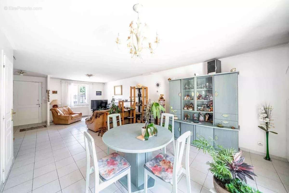 Maison à VITRY-SUR-SEINE