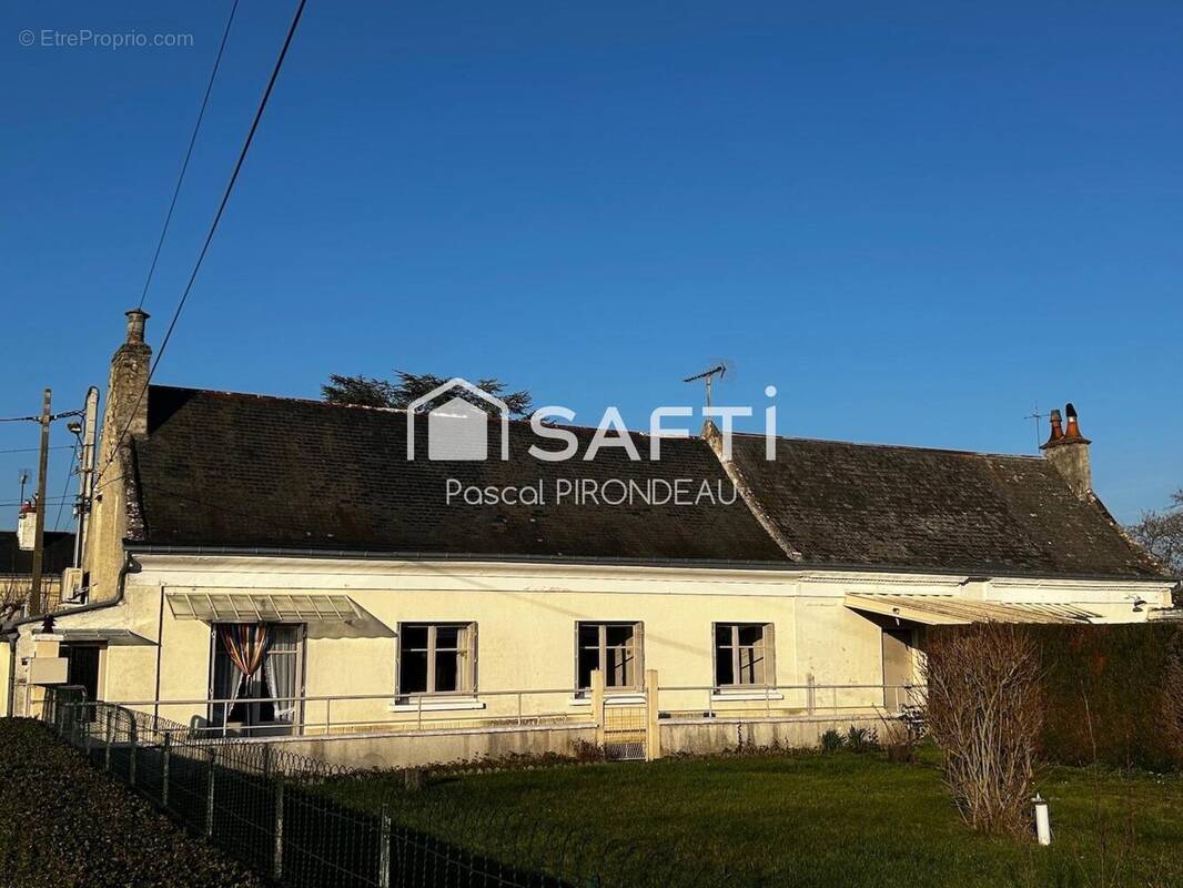 Photo 1 - Maison à LA CHAPELLE-SUR-LOIRE