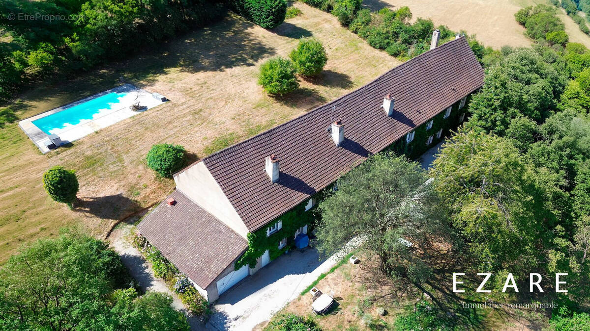 Maison à SAINT-LEGER-SUR-DHEUNE