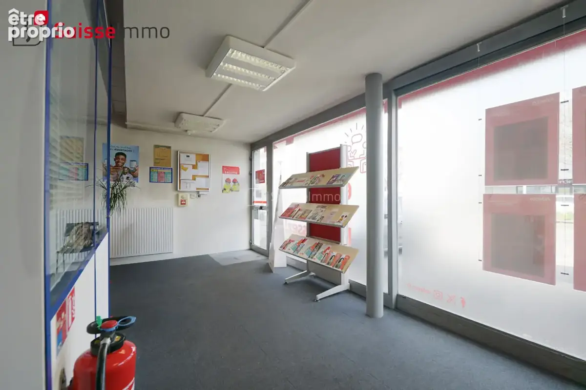 Local commercial  120 m2 - photo 3