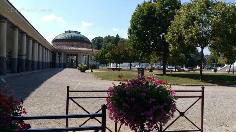 Appartement à CONTREXEVILLE