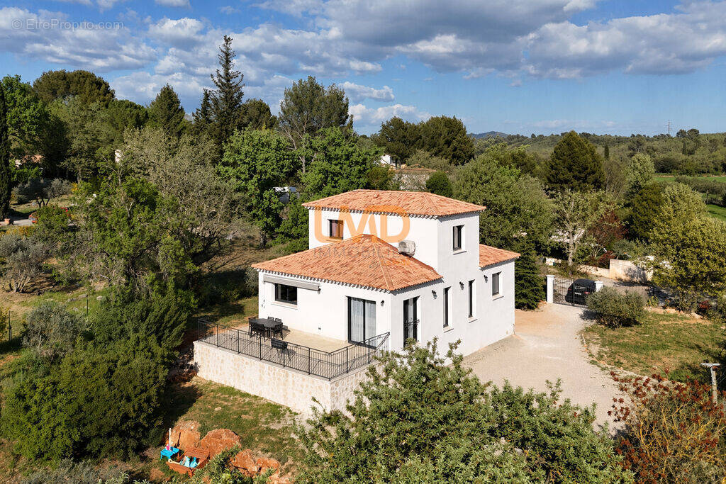 Maison à SAINT-MAXIMIN-LA-SAINTE-BAUME