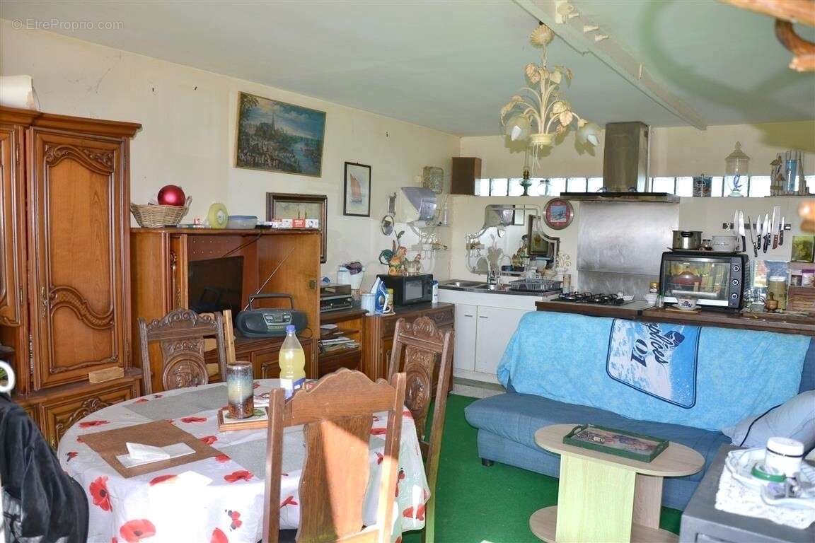 Maison 110 m² à Saint-Evroult-Notre-Dame-Du-Bois  - photo 10