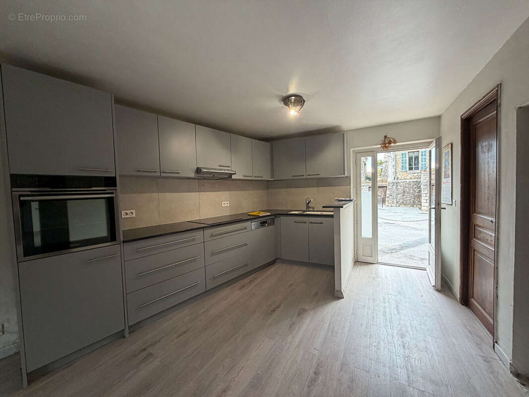 Appartement à CALLIAN