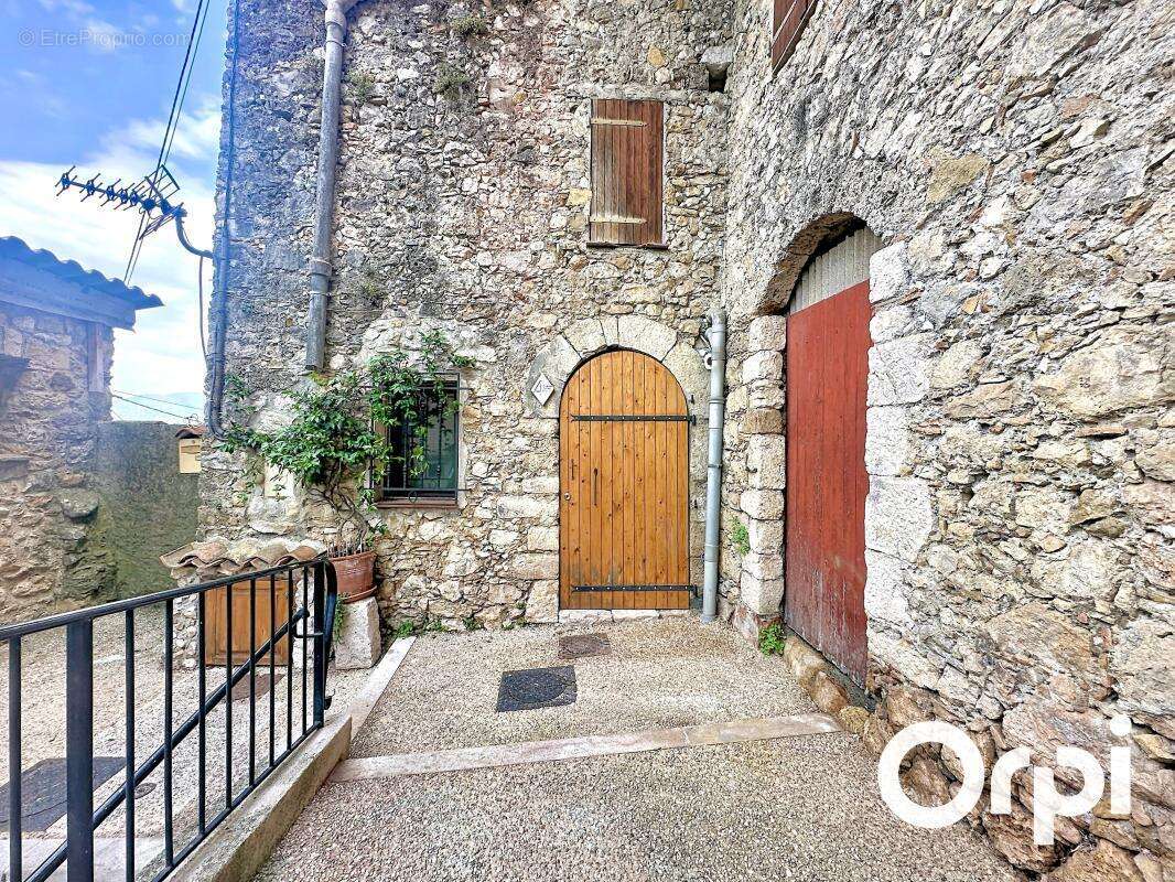 Appartement à LE BROC