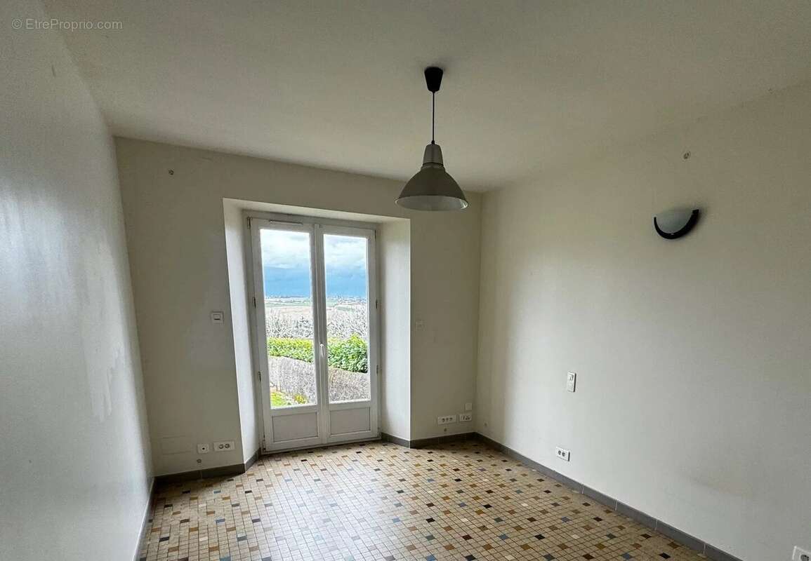 Appartement à LABASTIDE-BEAUVOIR