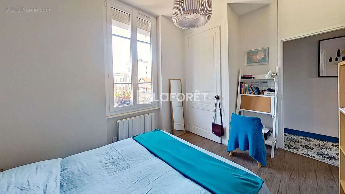 Appartement à LYON-8E