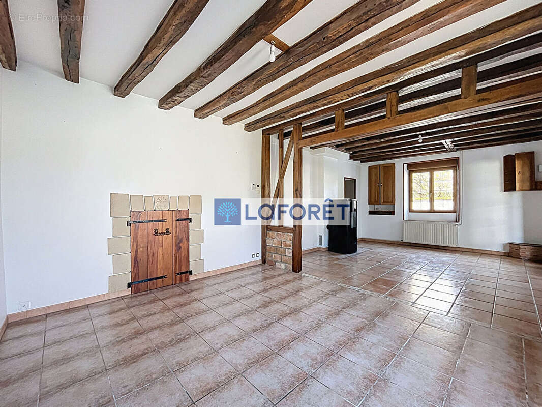 Maison à VAUX-SUR-BLAISE