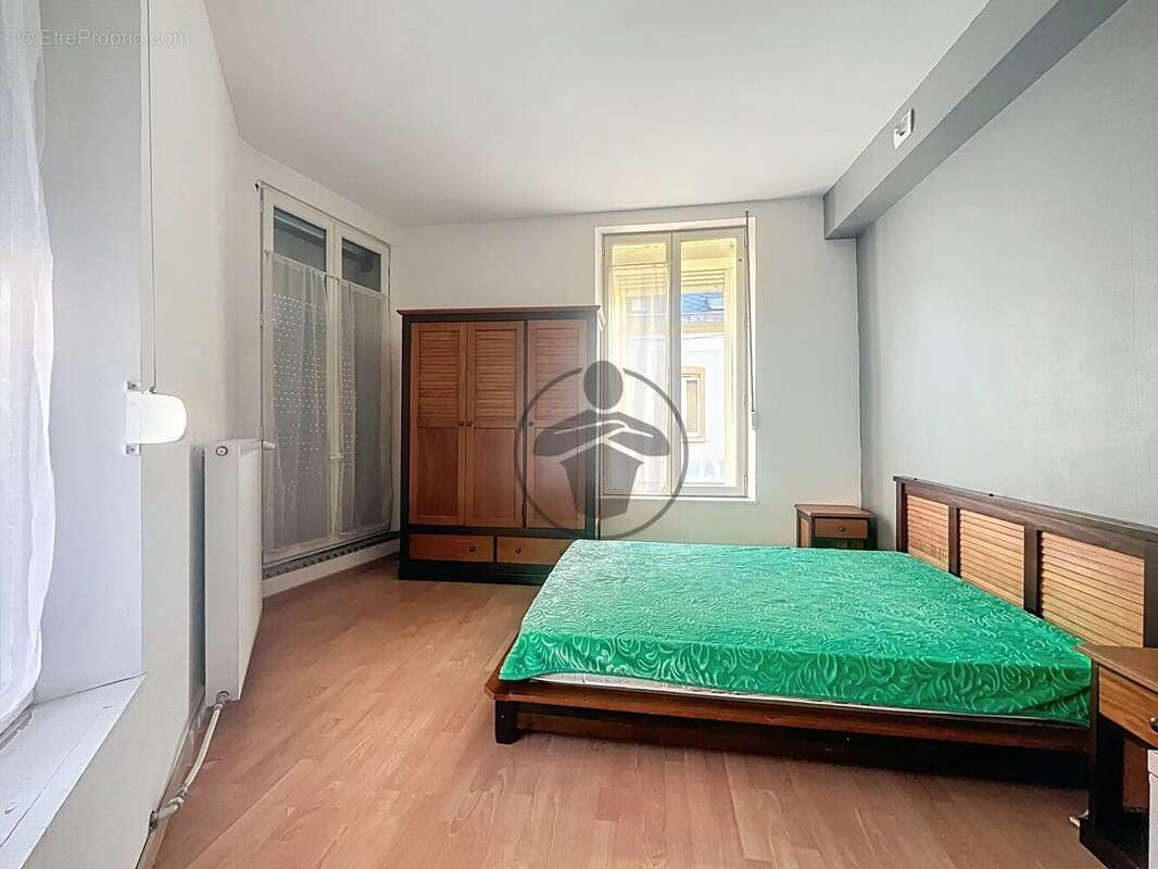 Maison à SAINT-QUENTIN