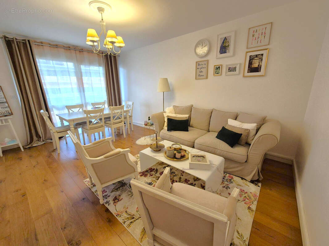 Appartement à VELIZY-VILLACOUBLAY